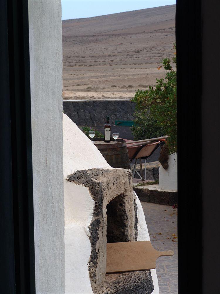 Гостевой дом Kalindi Lanzarote Коста-Тегисе Экстерьер фото