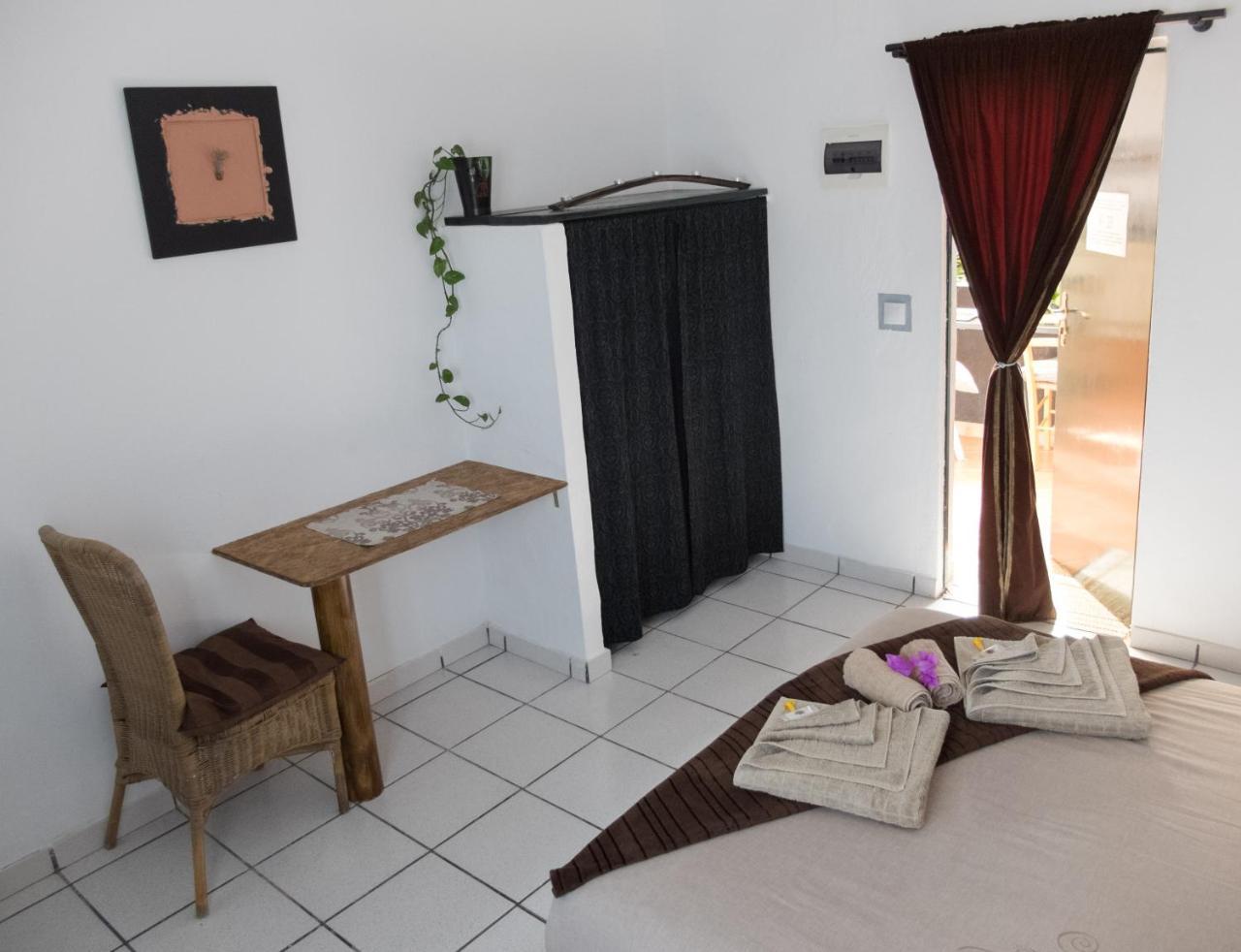 Гостевой дом Kalindi Lanzarote Коста-Тегисе Экстерьер фото